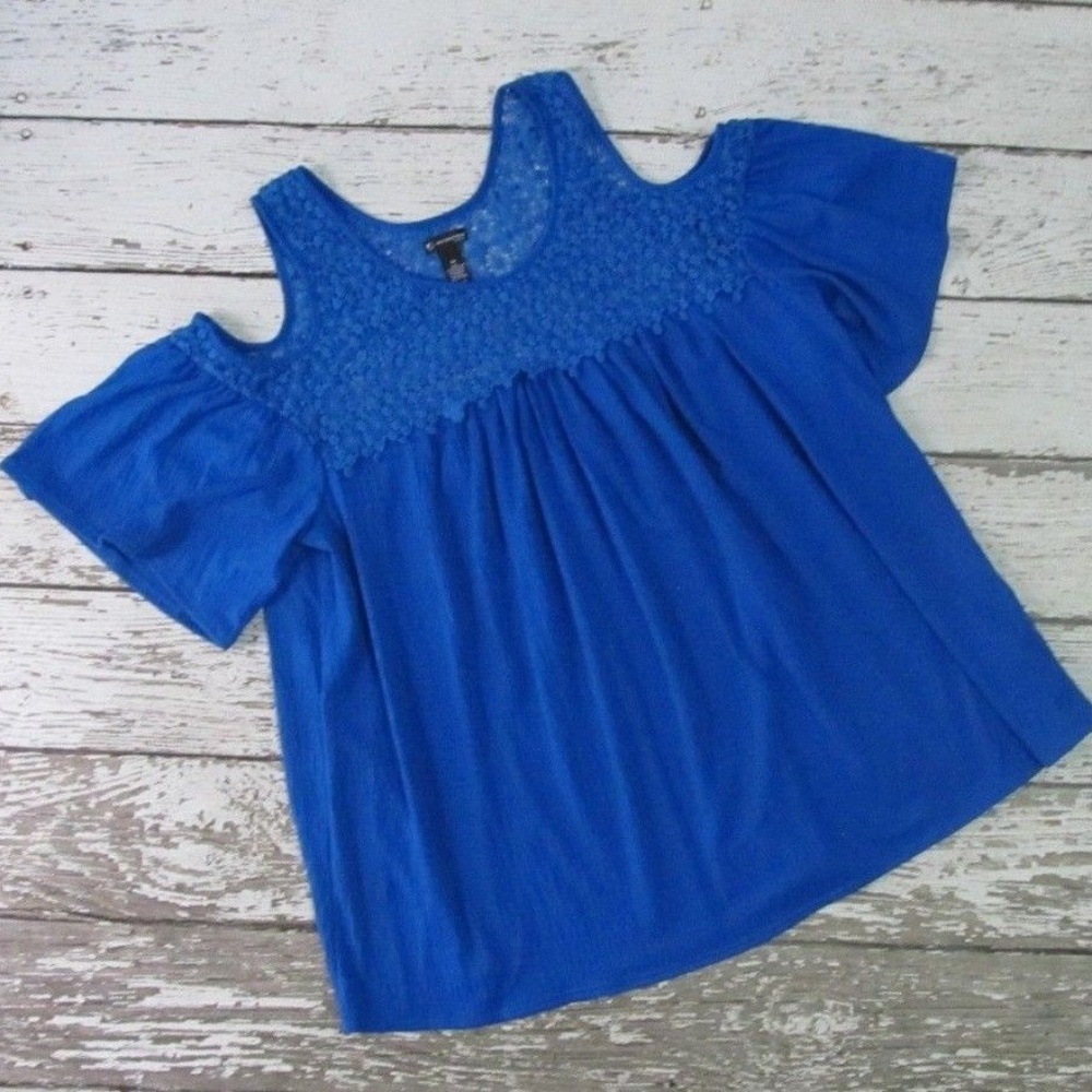 New Directions Cold Shoulder Plus Size NWT